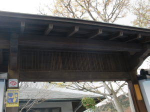 日焼けした木部